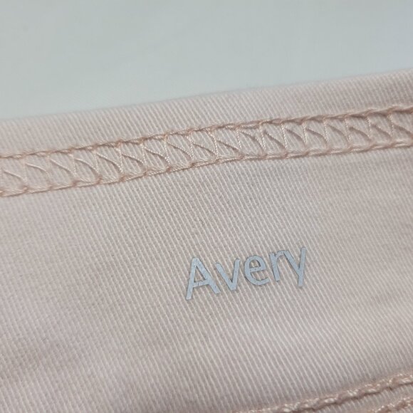 Gloria Vanderbilt Jeans Avery Skimmer Womens Size 12 Embroidered Slimming Pink - Picture 4 of 16